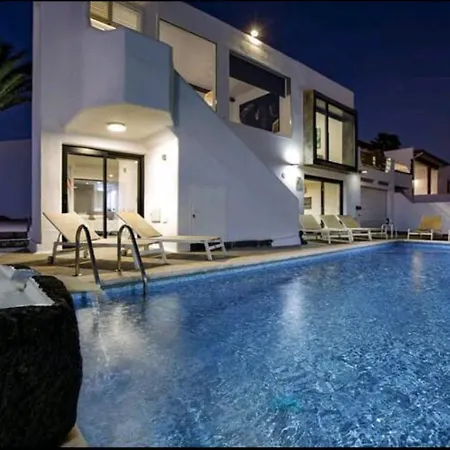 Drago 4 Dormitorios Villa